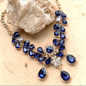 Beautiful Navy Blue Crystal Rhinestones Necklace